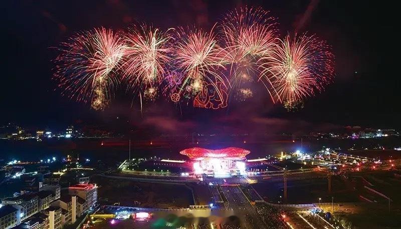 好奇查了查浏阳，不查不知道，一查才知道，原来浏阳不仅年产值高达数百亿，还被称为“