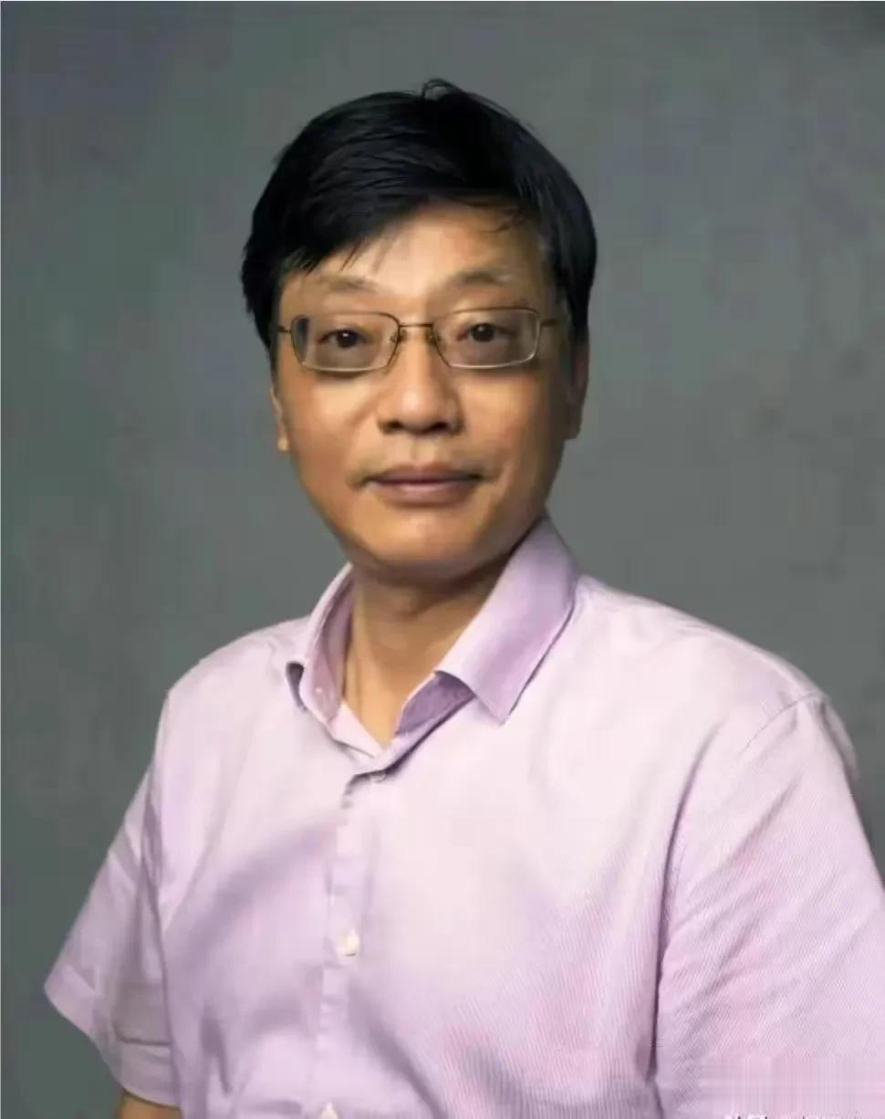 大红大紫的东南大学的院长袁久红，被曝曾经与自己带过的女博士生发生了关系，对方怀孕