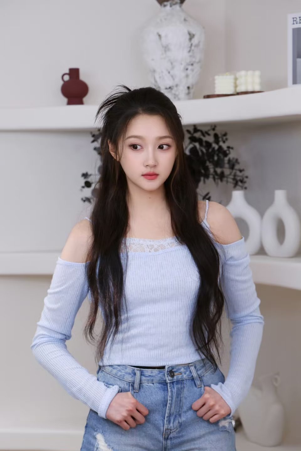 盘点内娱95花待播剧：田曦薇：《嫁金钗》《天才女友》卢昱晓：《折月亮》《何不同舟
