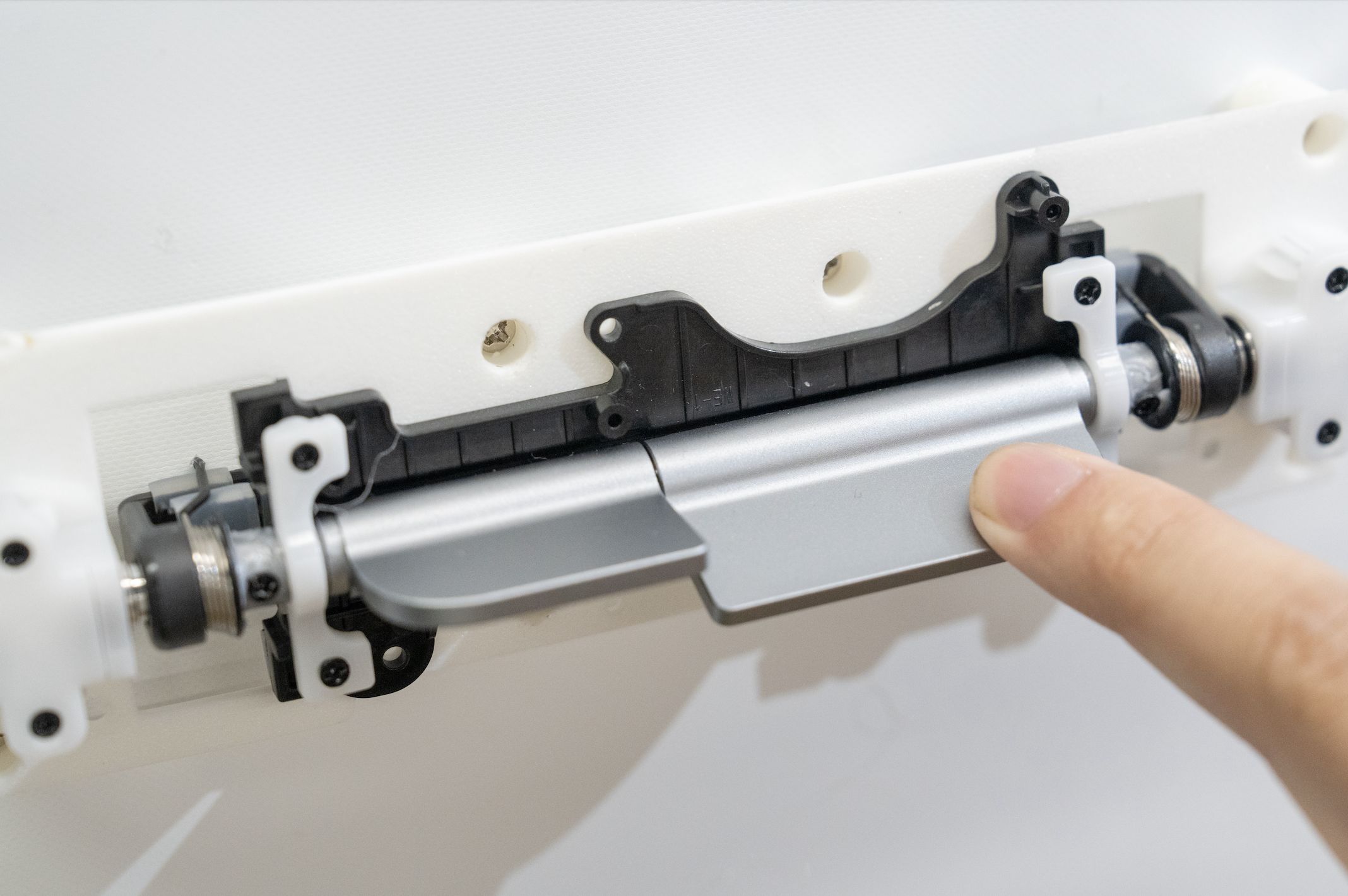 1秒上手、30秒成曲，LiberLive首创高动态采样合成系统Liber AOS｜最前线