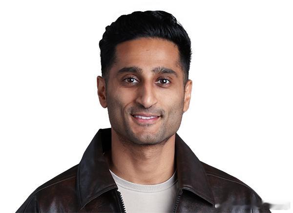 名记Shams今日在播客节目《Get Up》中谈到上一场火箭对阵湖人下半场及关键