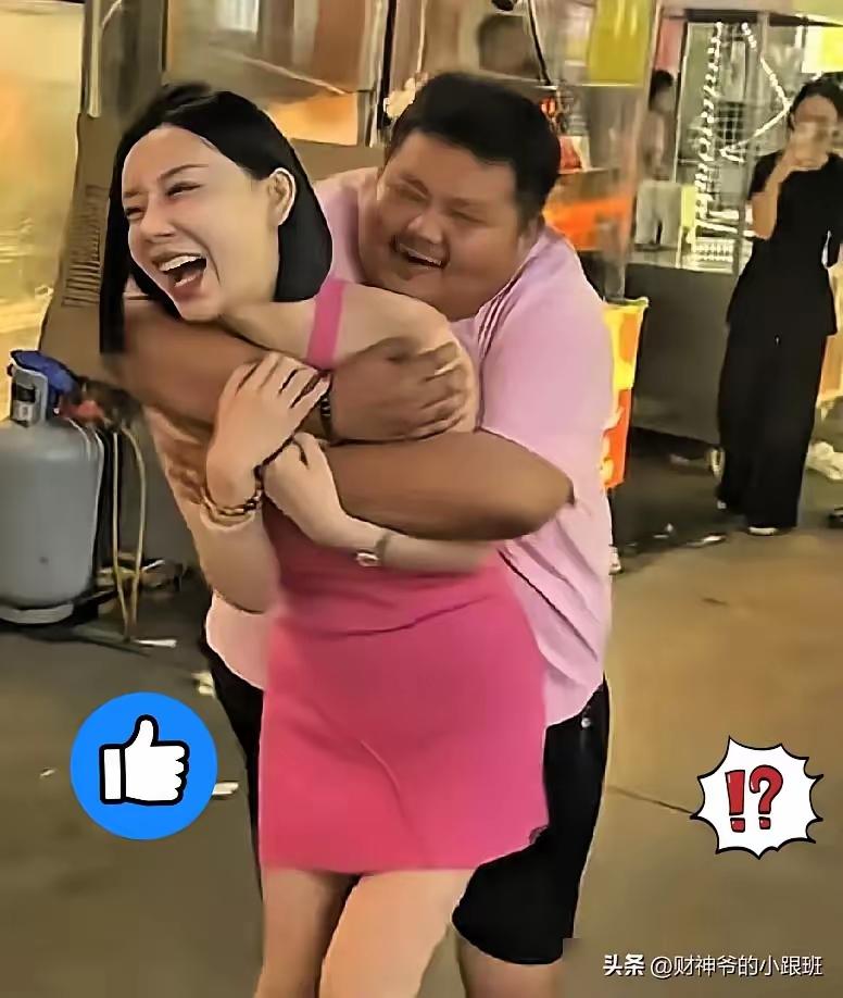 24岁吃播网红潘晓婷猝死，尸检结果让人心痛：食道卡着虾钳，胃里满是未消化食物。颜
