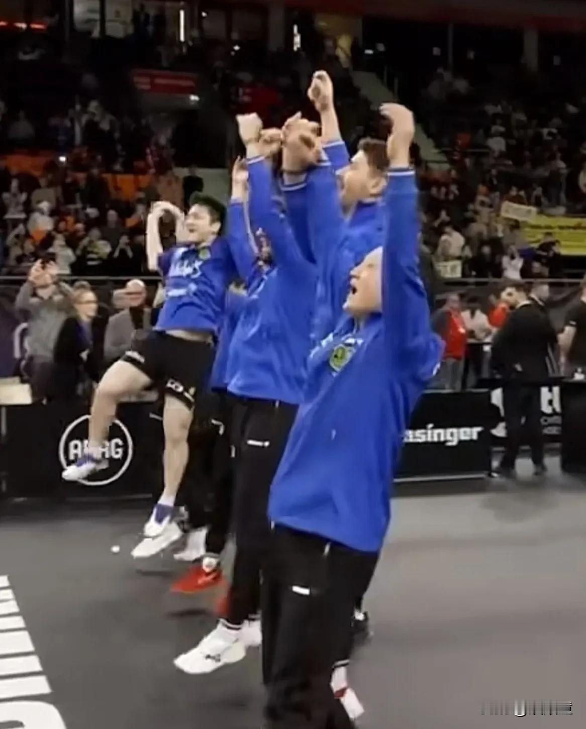 辞家千里又千里，务必争气再争气！
特别想用这句话来形容樊振东的德国行，他做到了！