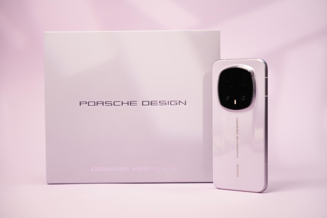 荣耀Magic8 RSR保时捷设计图赏来了，怎么样，这个颜值给几分？