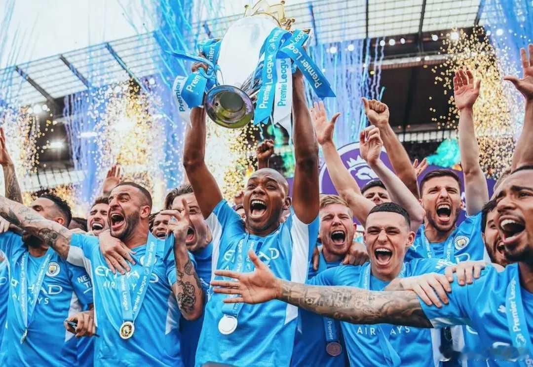 40岁前曼城队长费尔南迪尼奥自宣退役，结束23年球员生涯北京时间11月20日，4