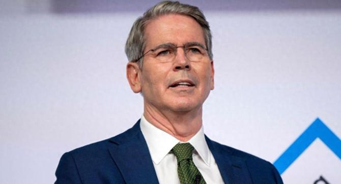 刚造出首块稀土磁铁，美国就要踢开中国单干：自产百万架无人机！

在特朗普宣称“一