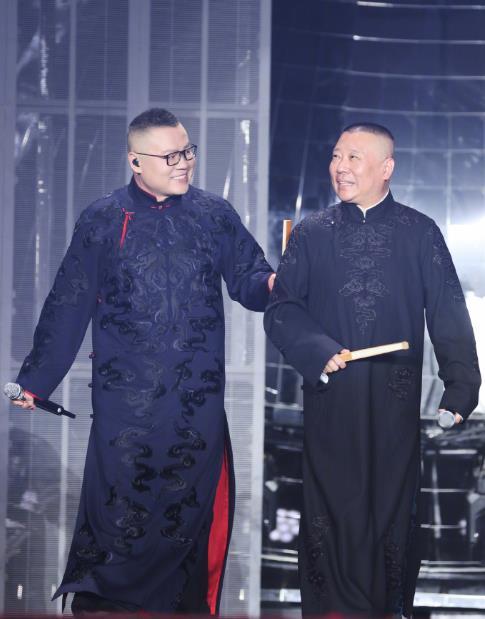 岳云鹏深夜发长文 德云一哥岳云鹏深夜发长文，对其个人巡回演唱会引发的舆论争议进行