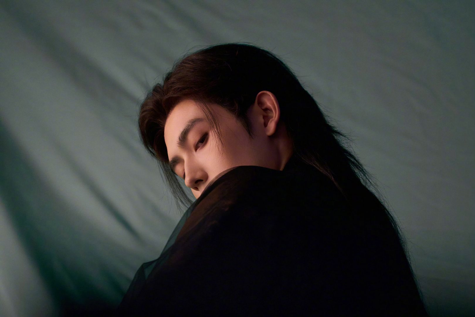 陈飞宇三个角色v榜破9陈飞宇现偶×古偶×年代剧三赛道全打通！！李峋、司马焦、方穆