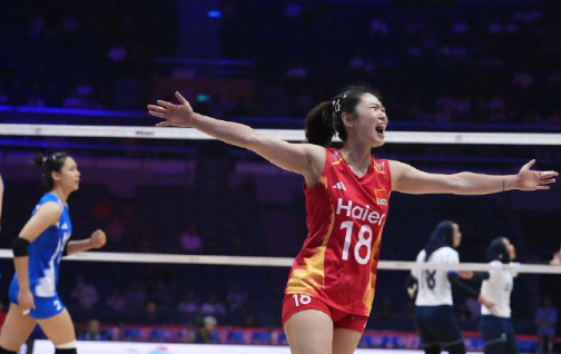 【祝贺！中国女排3比0伊朗】8月24日晚，2026年亚洲女子排球锦标赛小组赛，中