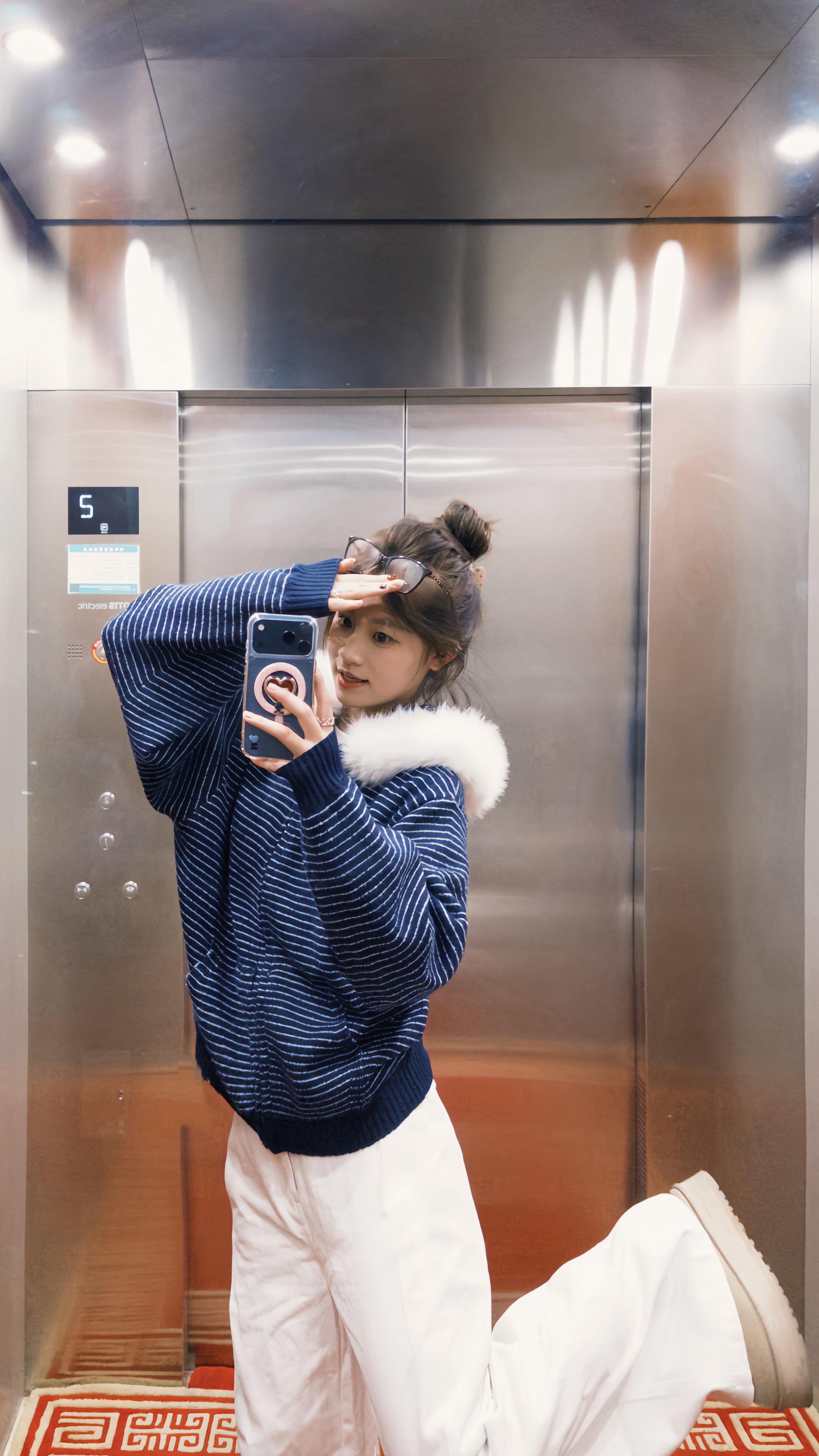 在这个落叶像雪的季节