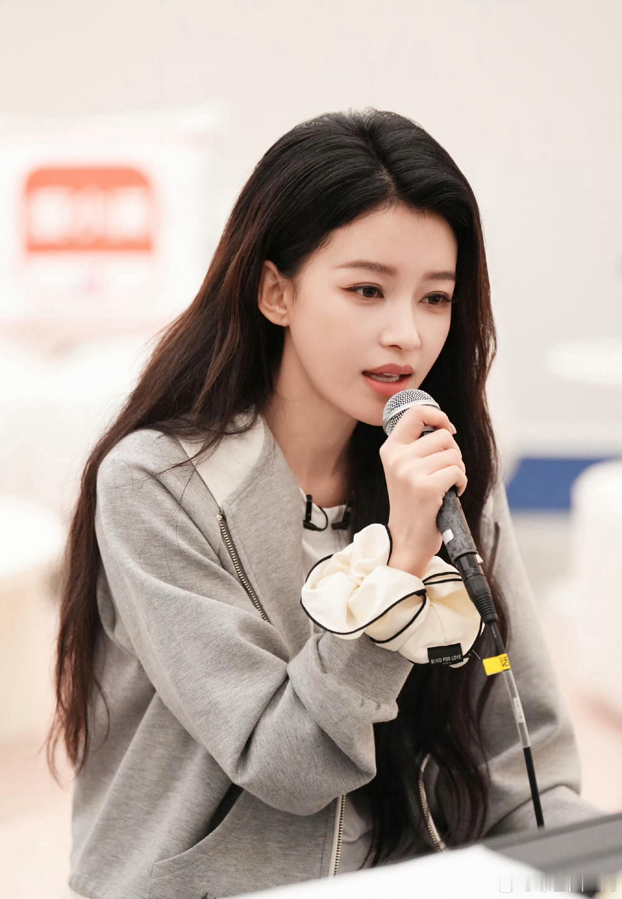 快乐加载完毕✅ 全靠好六浪姐场续命你好星期六浪姐嘉宾场你好星期六