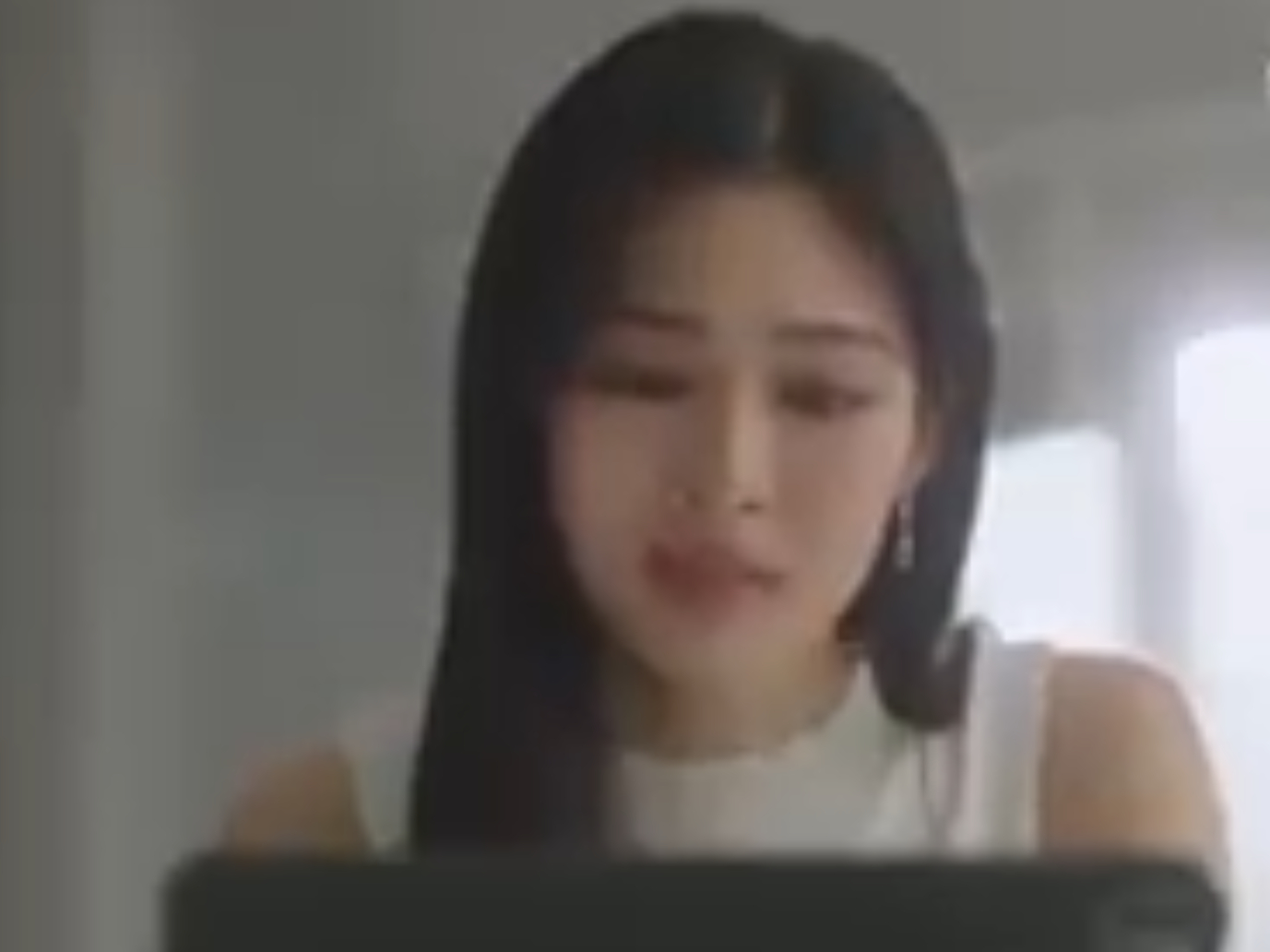 lingorm  刷新了一次 ，糊成马赛克 