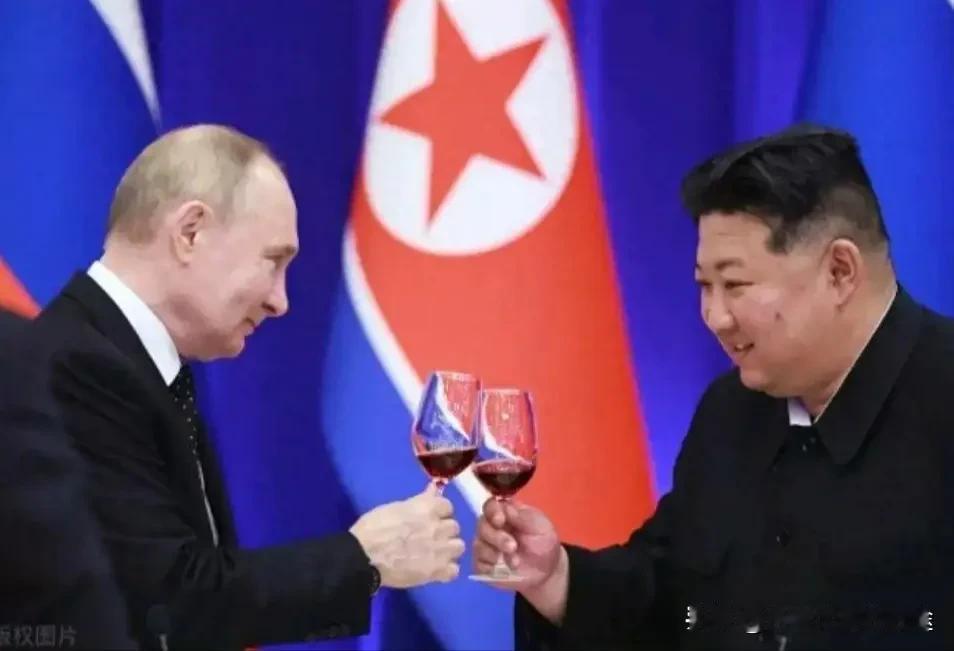 朝鲜突然参战？库尔斯克战场惊现朝军身影！
 
2025年8月25日，朝鲜突然甩出