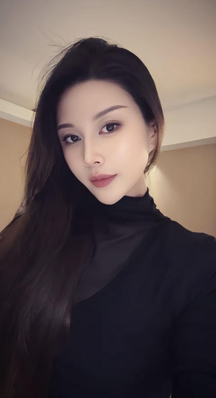 莫言的《晚熟的人》中说：“年轻的时候，爱上什么都不为过，成熟的时候，放下什么都不