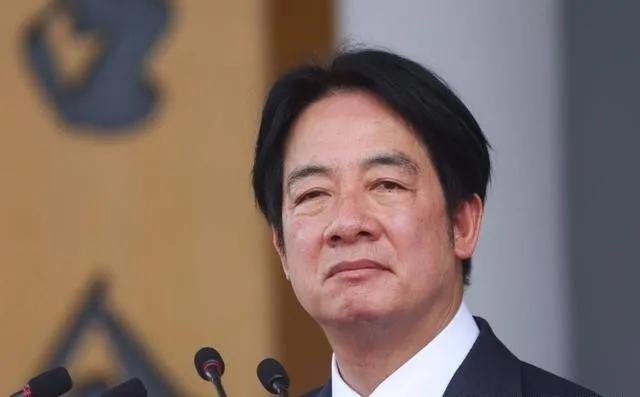 赖清德突然低头服软，彻底断送了分裂阵营的最后退路！他在海基会改口高呼和平，根本挡