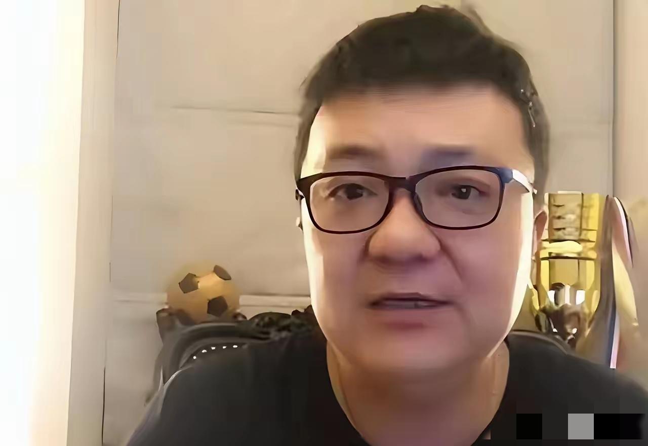 6月10日晚董路直播摊牌："中国足协没害我，真正打压我的是北京足协，视我为眼中钉