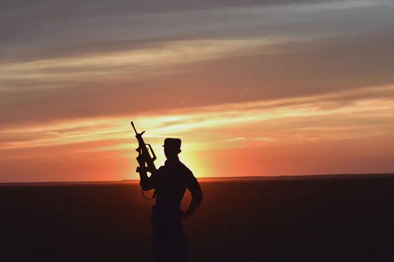 向咱们英勇的边防军战士致敬，你们是最光荣的存在，也是世间最美的风景[赞][赞][