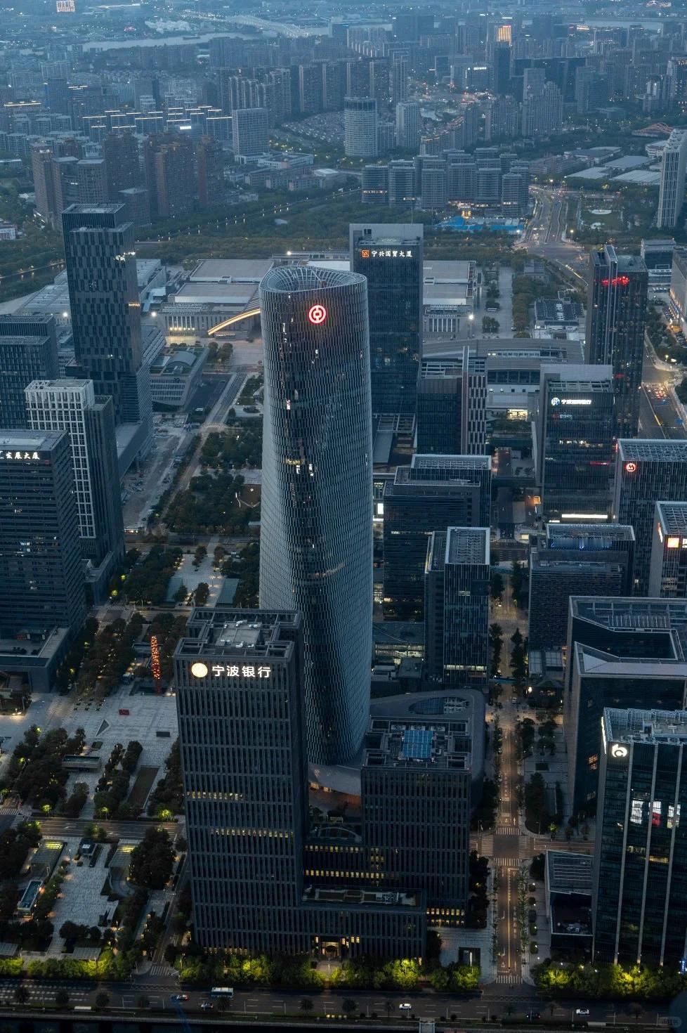 宁波泉州有异曲同工之妙（尽管泉州是地级市宁波是计单级别不一样，经济总量也有不小差