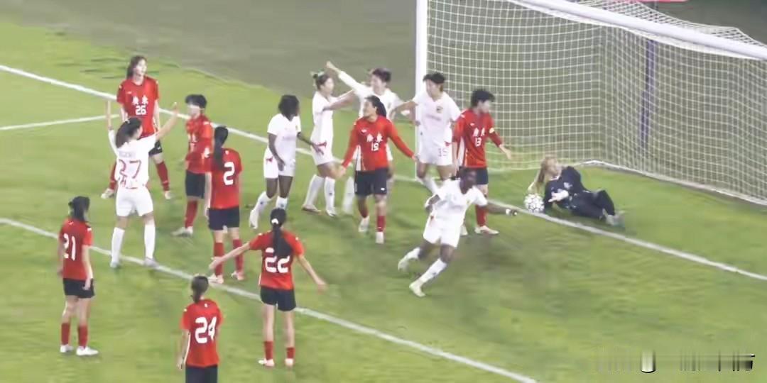女子足协杯决赛在广东肇庆结束，长春女足在上下半场各进一球，最终2-0击败广东女足