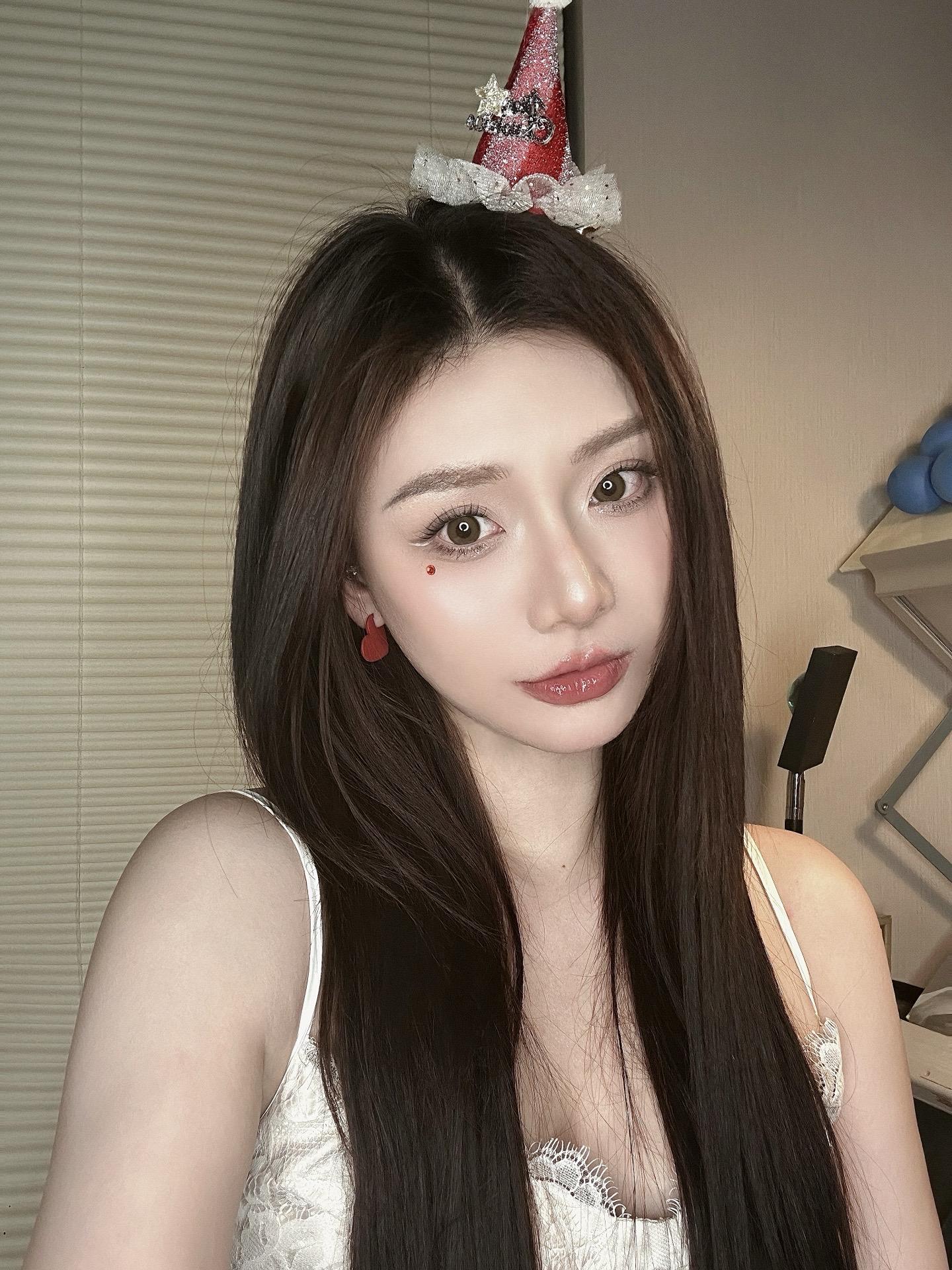 一家三口的圣诞节🎄。