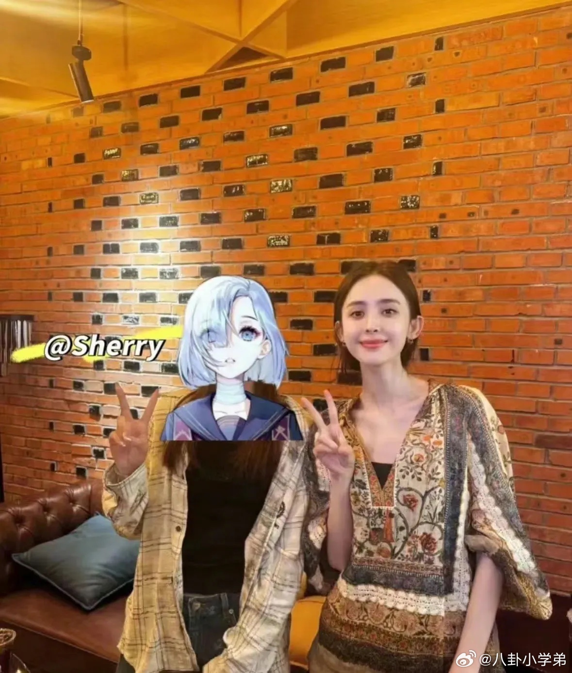 #娜扎与素人合影#不得不说娜扎的状态真的太好了，五官真的好立体，五官皮肤身材都很