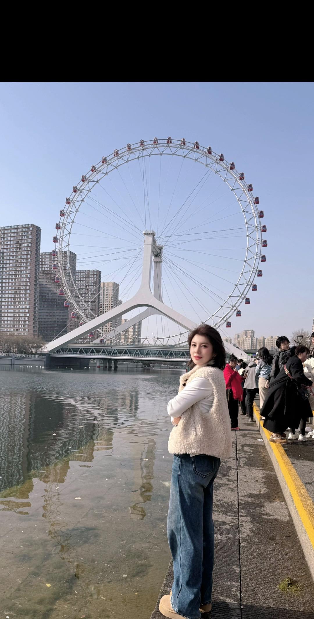 “我非孤独不合群，只恐人情未必真”