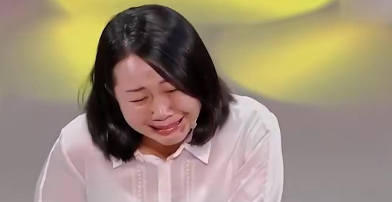 湖南一女子3岁走失，40岁成为千万富豪后，登上电视寻亲，不料，亲生父母无人到场，