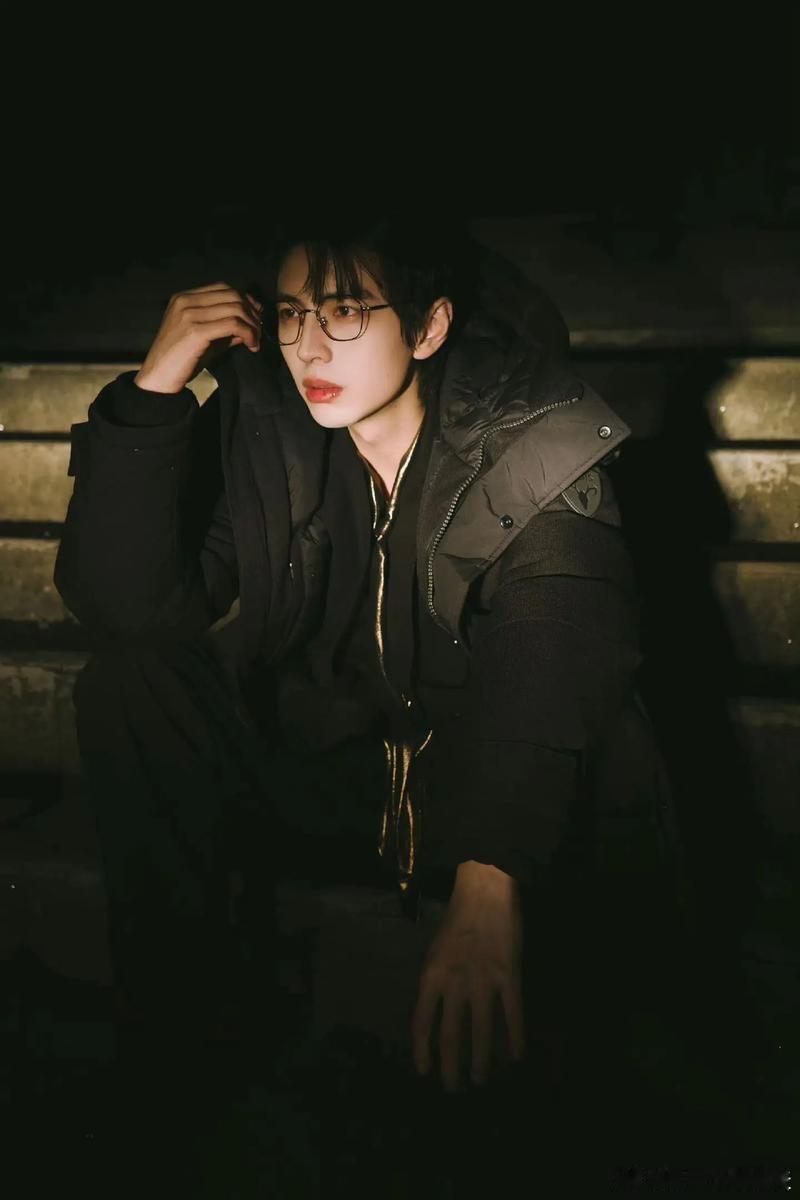 蒲熠星他还是从前那个少年蒲熠星这次不跨界了回主场了 告别跨界的多元尝试，回归初心