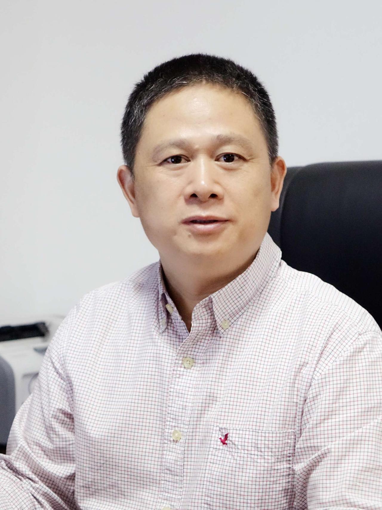 中南大学副校长郭学益，为获取学术奖项、学术称号给他人送礼品礼金，为自己职务提拔行