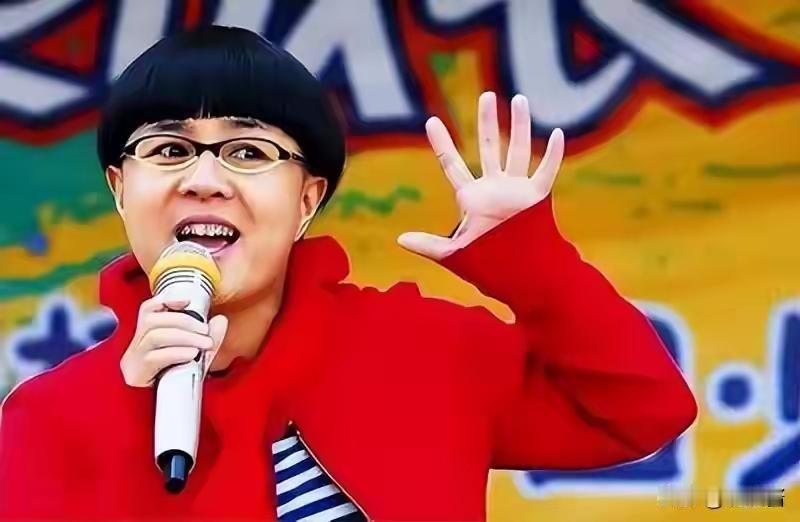 有些名人总把自己的收入挂在嘴边，刘纯燕八千九百的退休金，在她们的圈子里不算高。