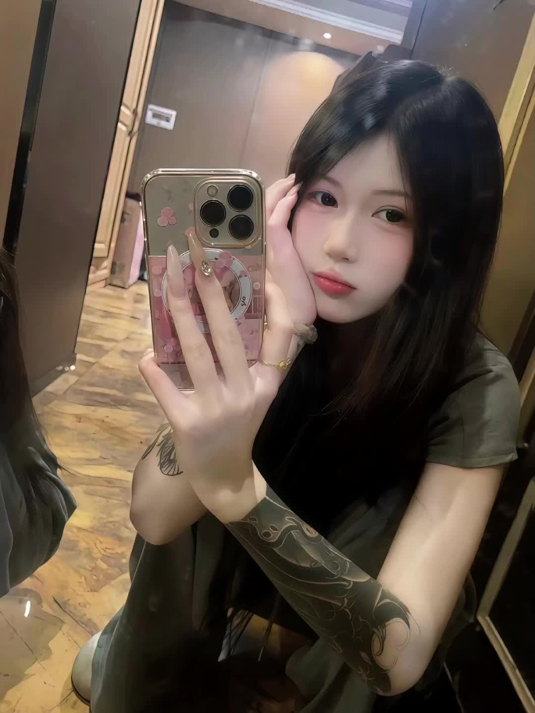 爱上花臂男是我的宿命