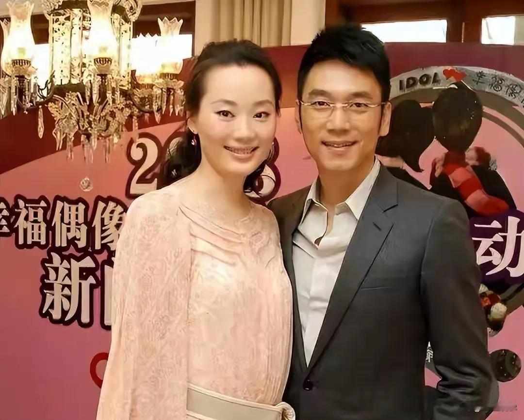 西华，妥妥的人生赢家！她住着亿万豪宅，那奢华的居所宛如梦幻城堡，尽显尊贵不凡。做