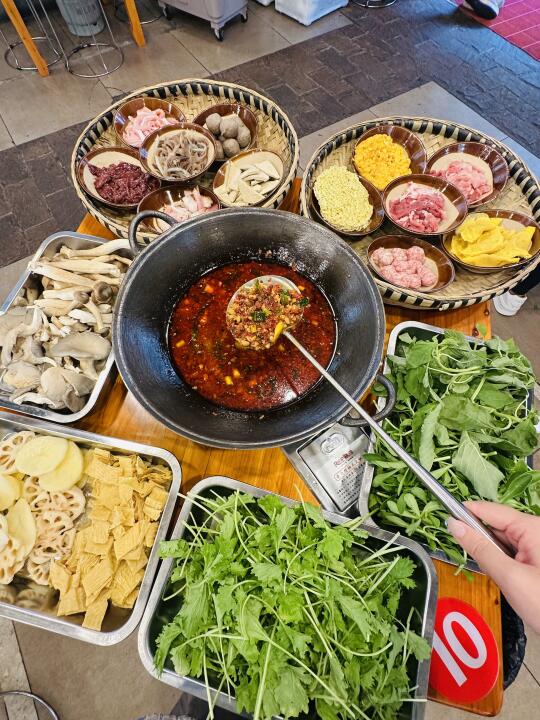 贵阳地摊火锅｜人均29.9吃出地道烟火气🔥