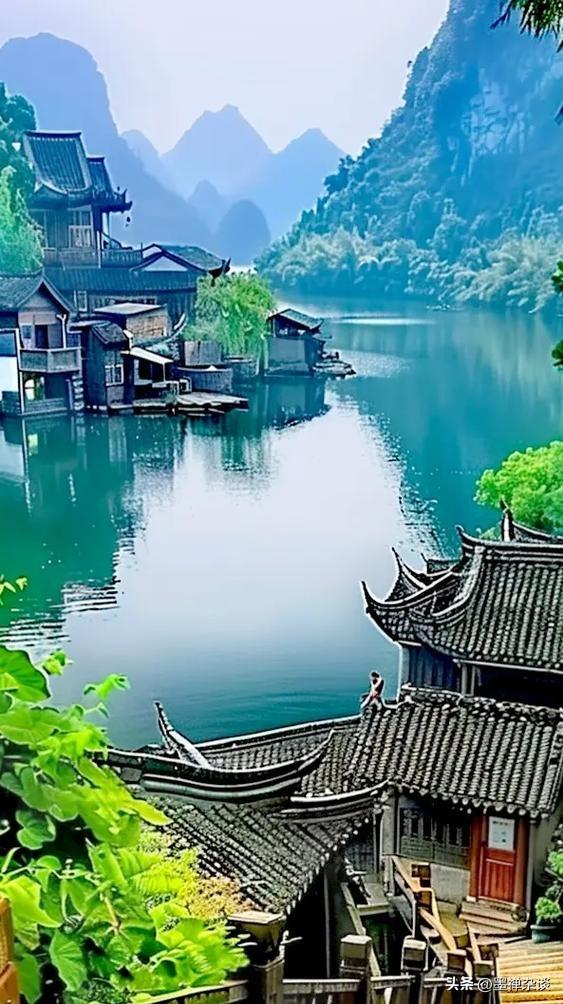 越早让孩子跟真实世界过招，
越早开窍越好！

一、教他观局，不是守规矩。从小带他
