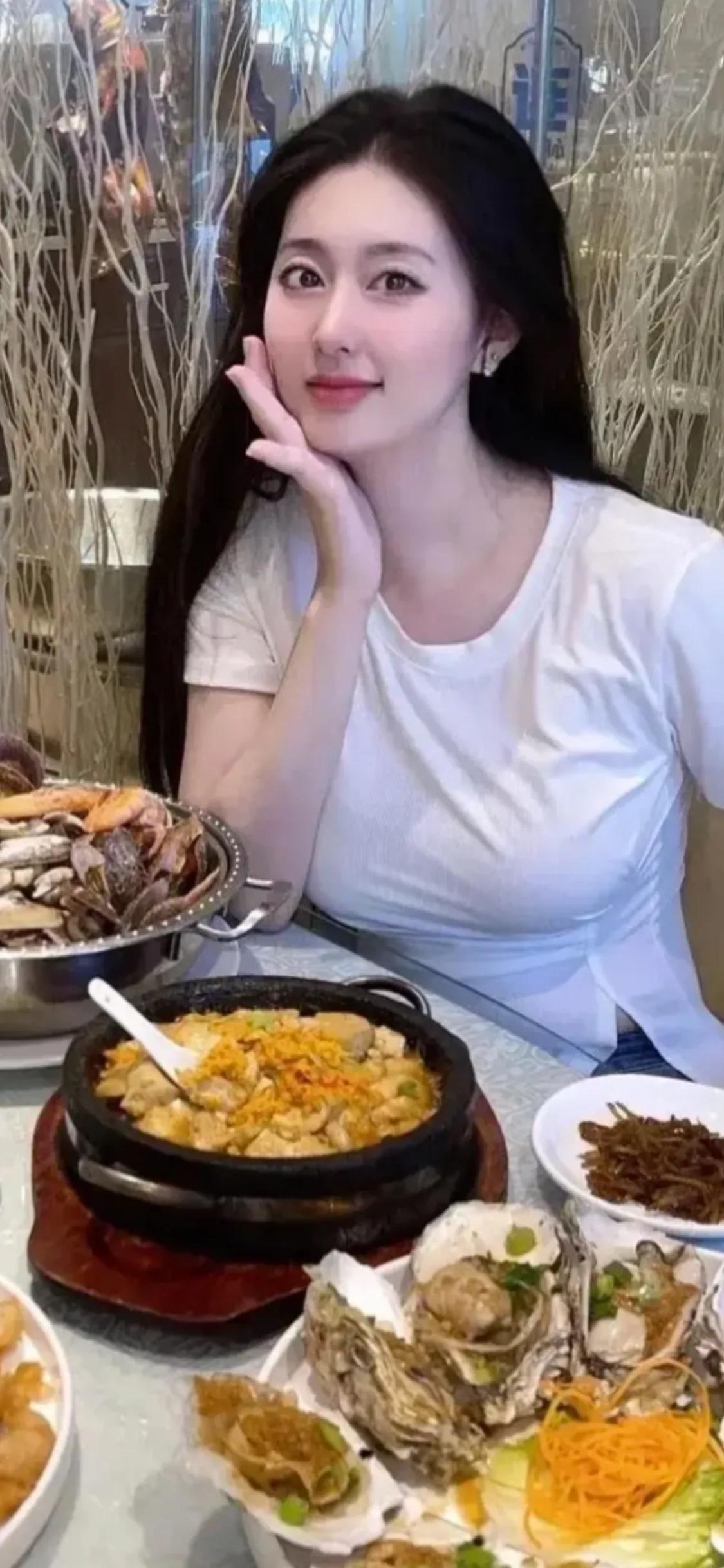 爱会不会在不见面的日子里消失呢？
你们是否听过一首歌：给你过去的一首CD，听听那