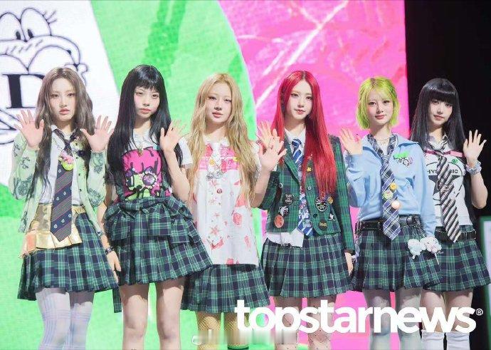 罗夏恩出道罗夏恩unchild出道 舞蹈神童罗夏恩随女团unchild出道。 