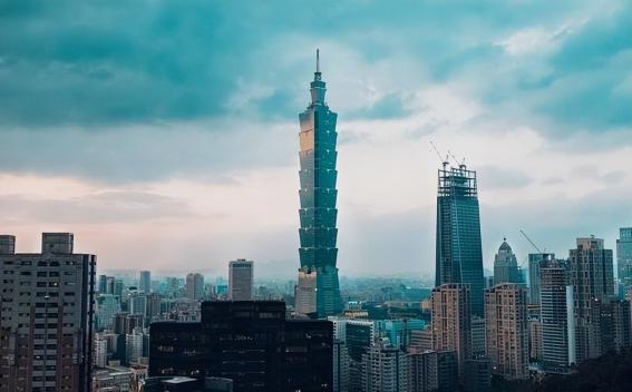 中国终于找到了解决台湾问题的密钥。 中国大陆在收复台湾时，美国人是一定会进行武力