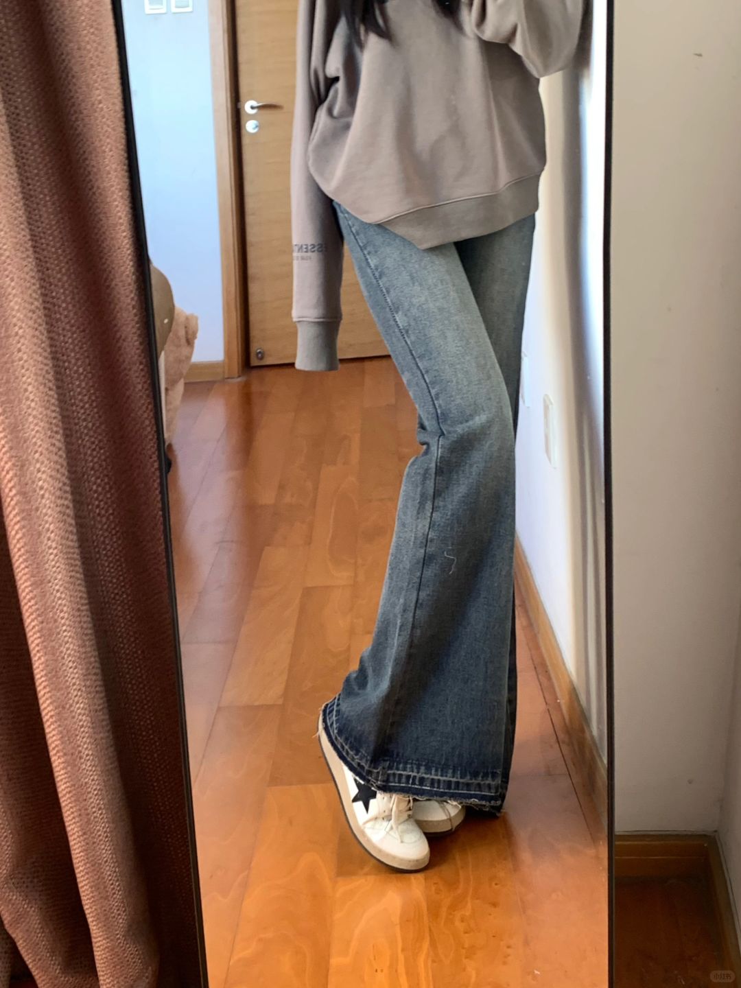 158/105微胖梨形买到超显瘦不贴腿微喇裤！🥰
