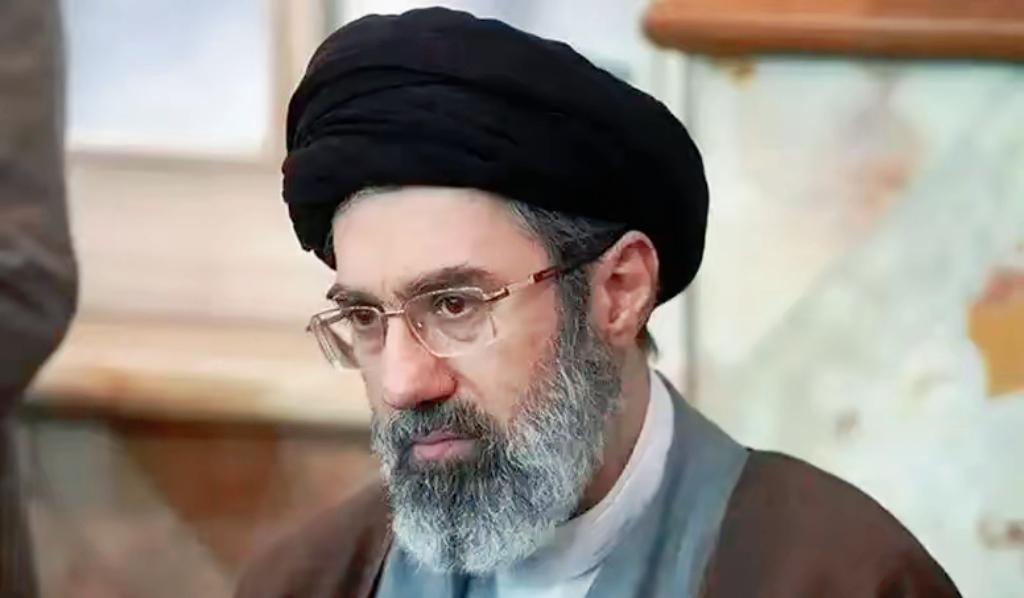 伊朗新领袖迈出大胆一步，斩首阴影下出席5国峰会，美国算计落空！



4月25日