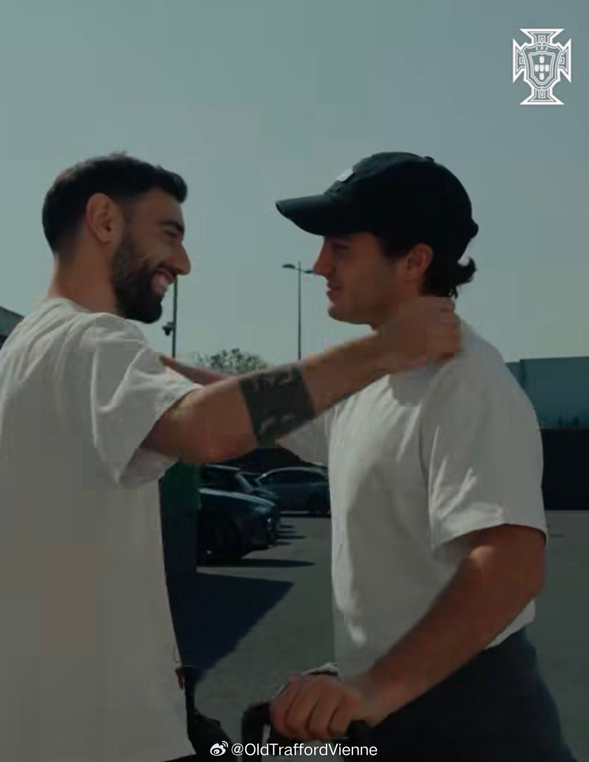 费尔南德斯葡萄牙国家队报到，内维斯？ 