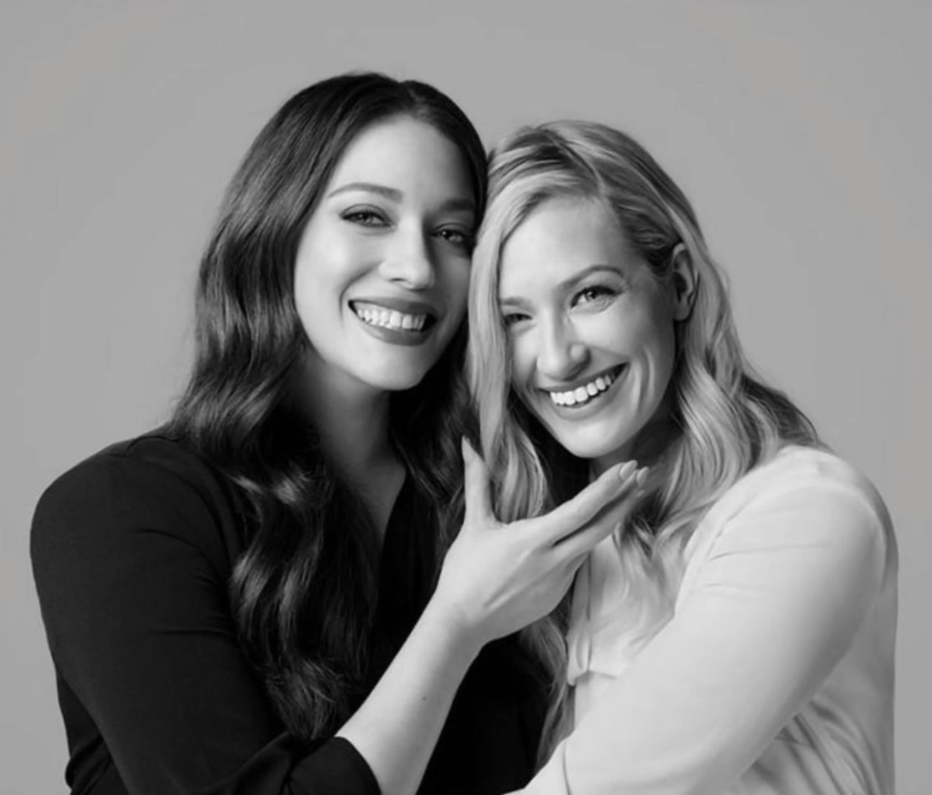 破产姐妹重聚了虽然但是没有重聚……Kat Dennings和Beth Behrs