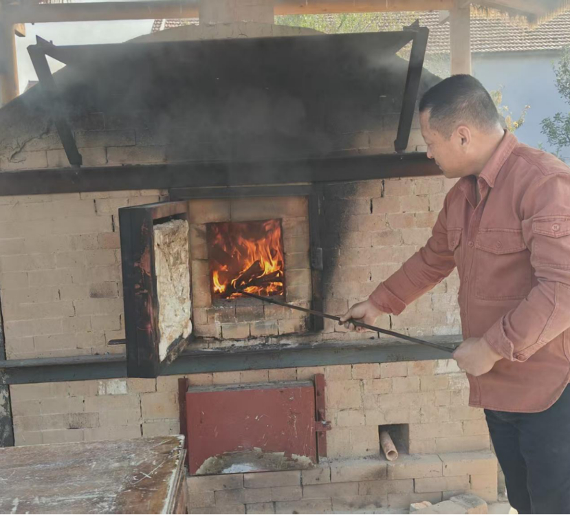 秦岭笑谈【工学院暑期社会实践】传承澄泥泥塑非遗技艺 触摸匠心汇聚青春力量曲阜师范