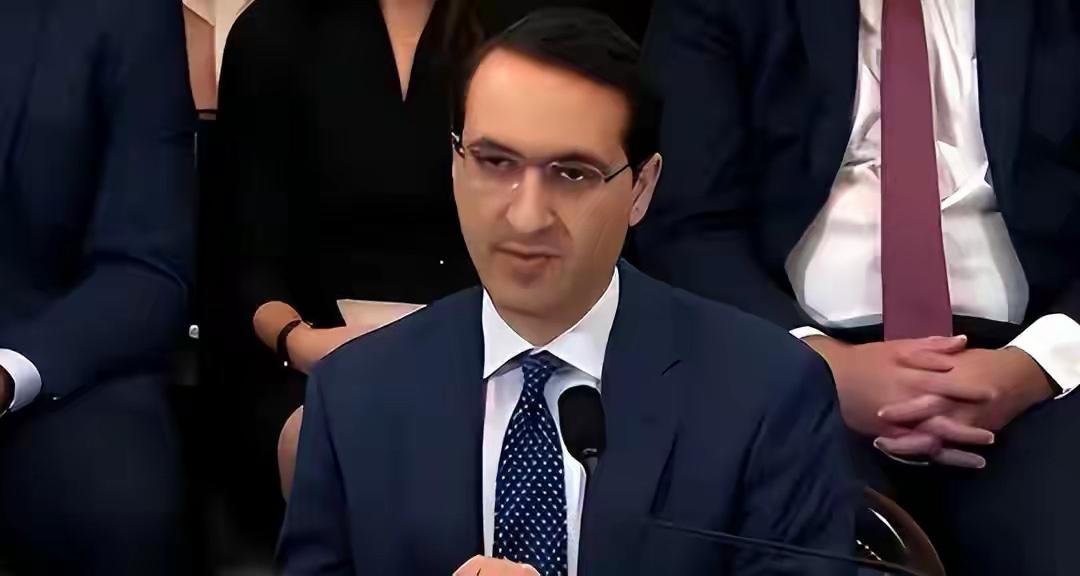 美国商务部放狠话：制裁之下，中国绝造不出大量AI芯片！可刚说完，就被现实狠狠打脸