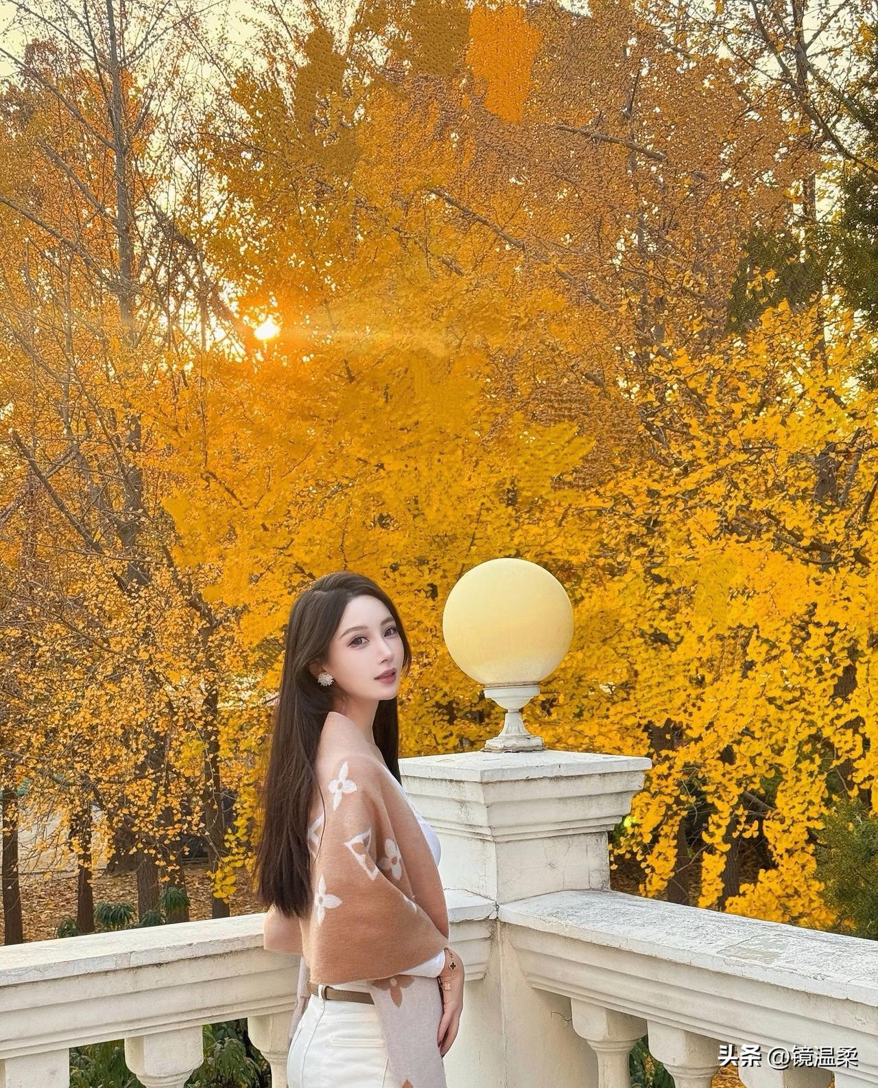 秋天🍂
街拍美女