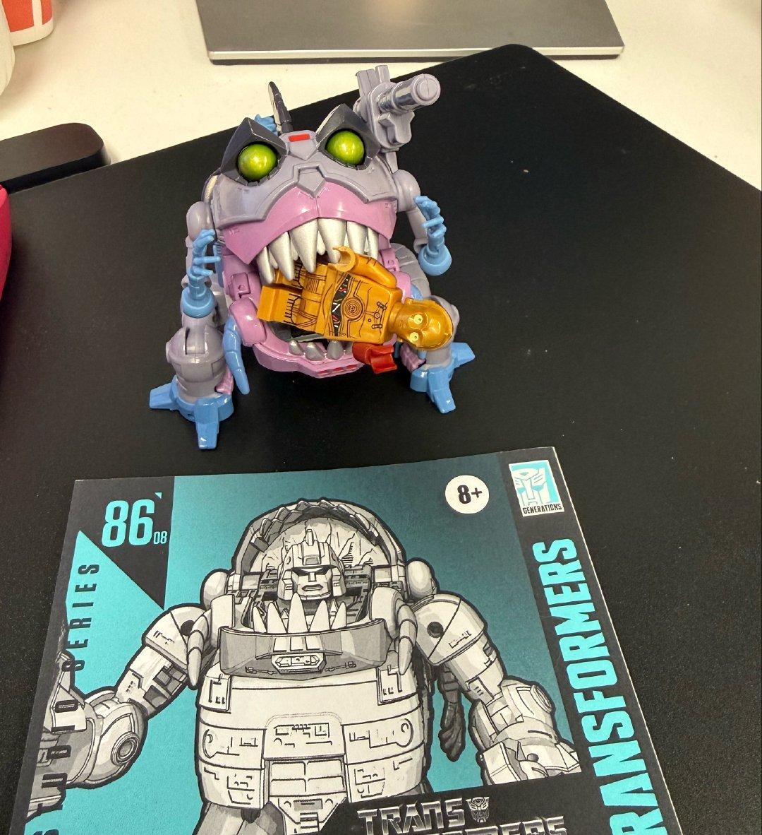 经济下行，只玩的起100块的玩具了