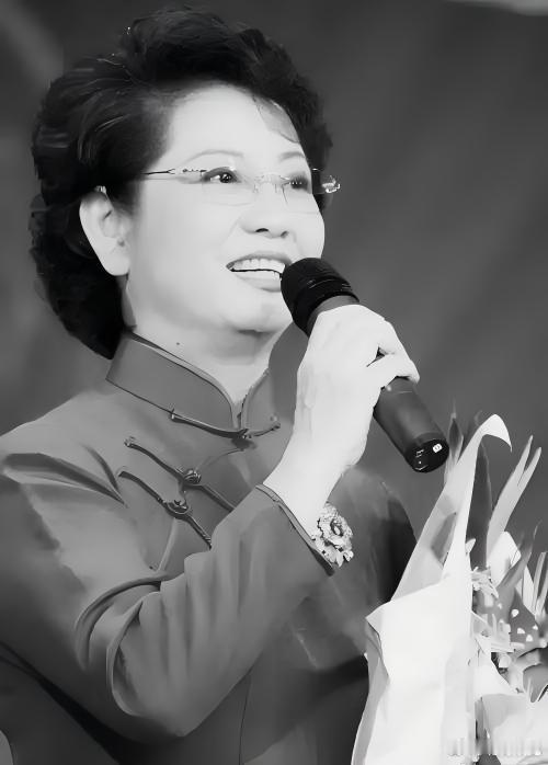 著名京剧表演艺术家李维康去世 ​​​