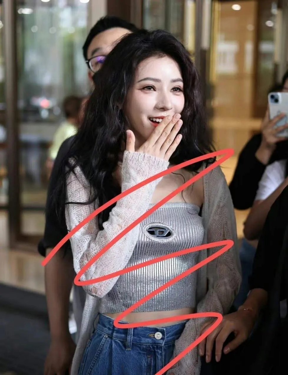张予曦是纯天然美女吗？ ​​​