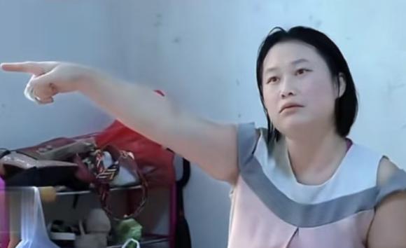 “痛快，就该这样做！”湖南湘潭，一男子每个月偷摸给父母300元，被妻子发现后，妻