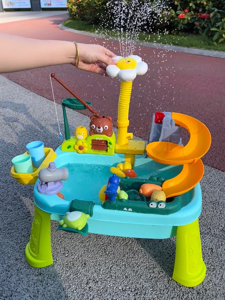这套戏水玩具孩子能玩一整个夏天[打call][打call][馋嘴]超多玩法 太好
