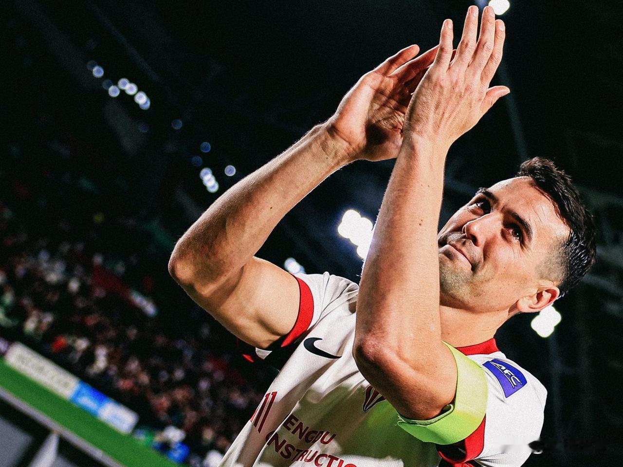 成都蓉城或将迎来重大动荡…随着徐正源的离开，曾经跟随他的一些球员也动了离开的念头